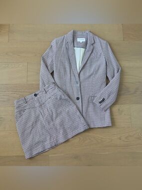 Houndtooth Two-Piece Blazer & Skirt Set in Red, Blue and White